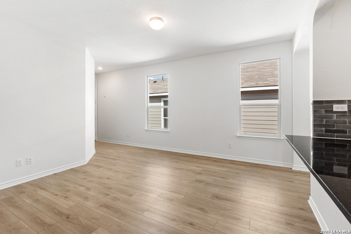 property viewer photo 17