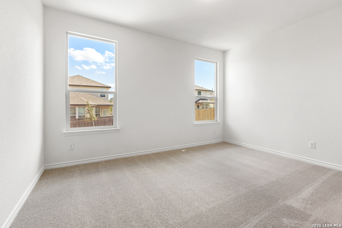 property viewer photo 18