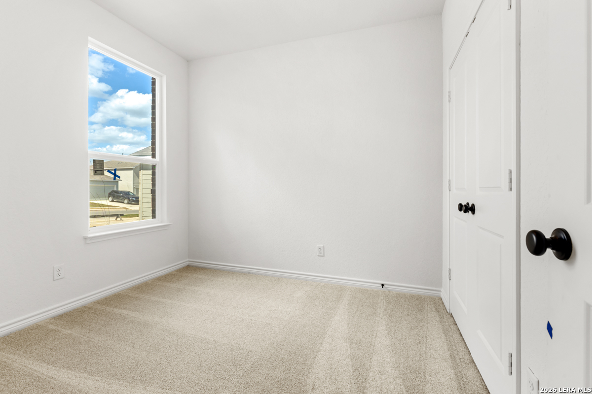 property viewer photo 25