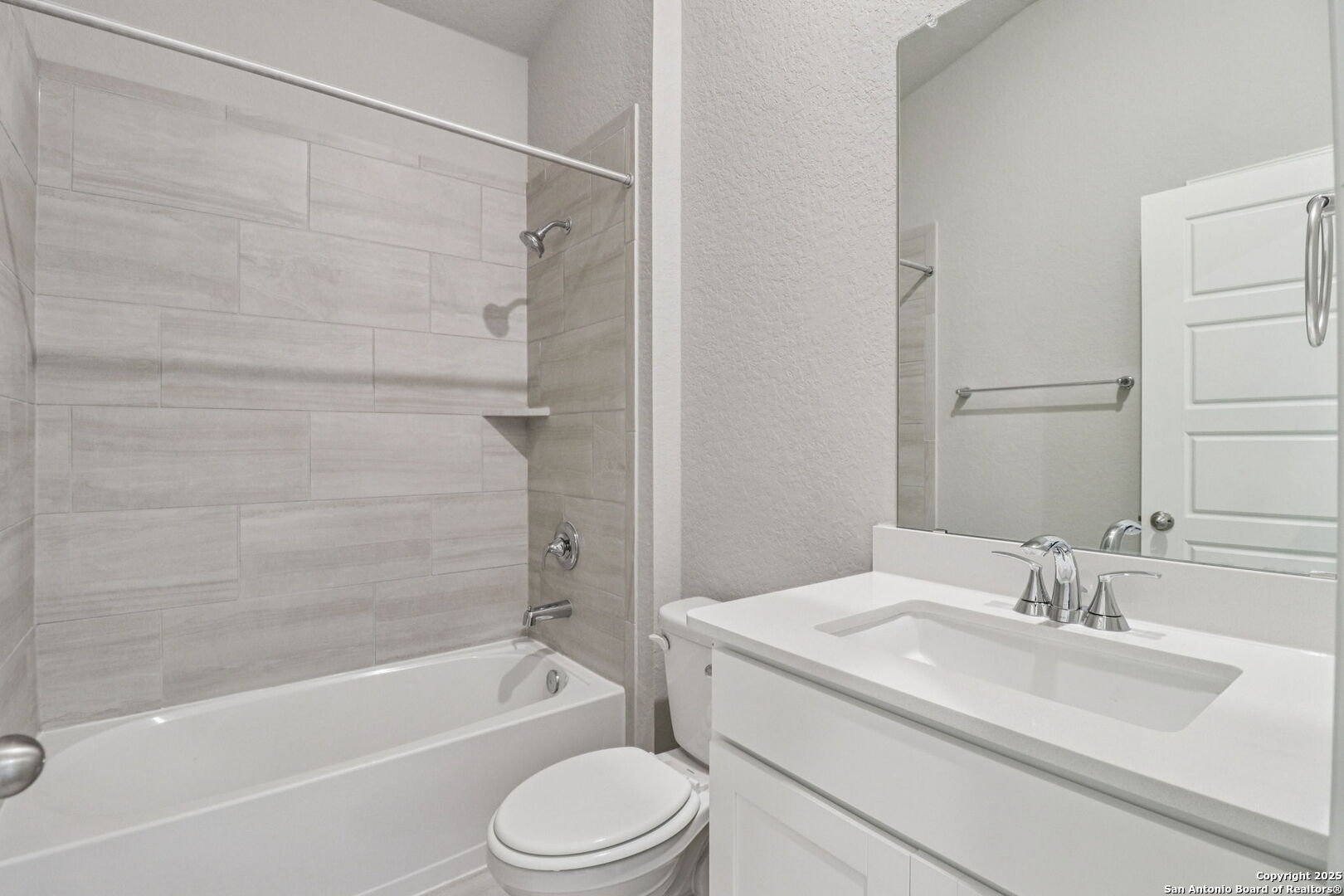 property viewer photo 19