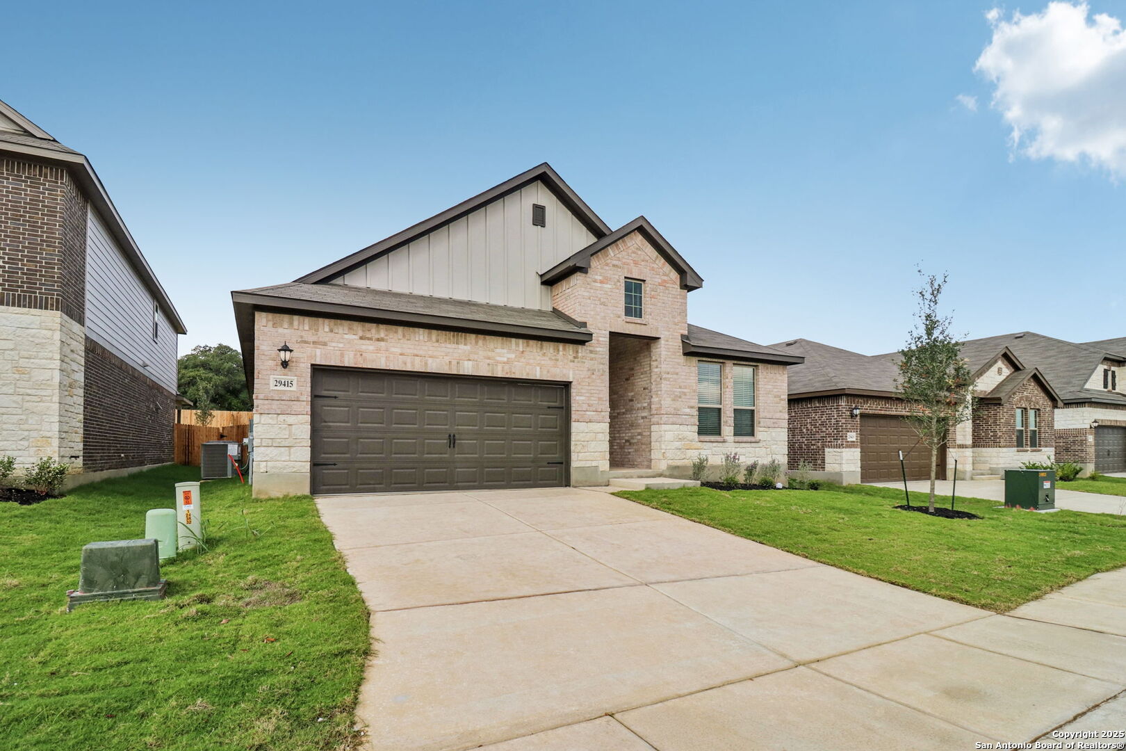 property viewer photo 2