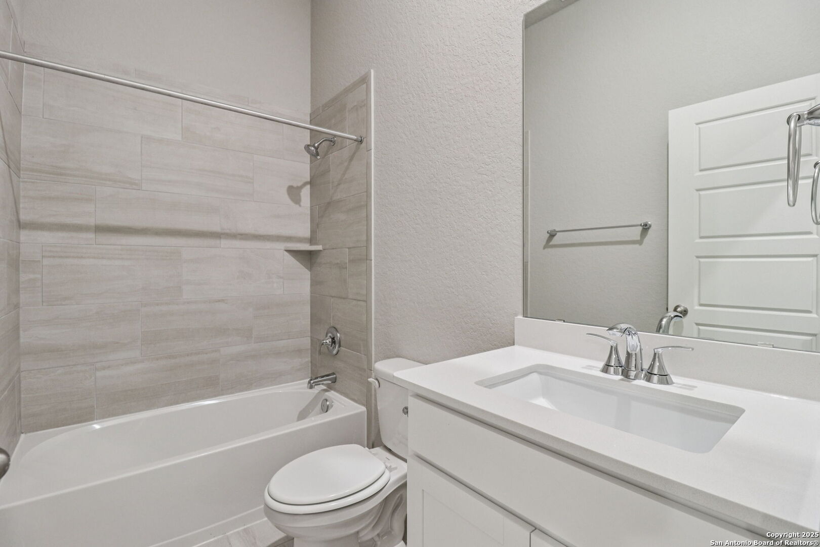 property viewer photo 22