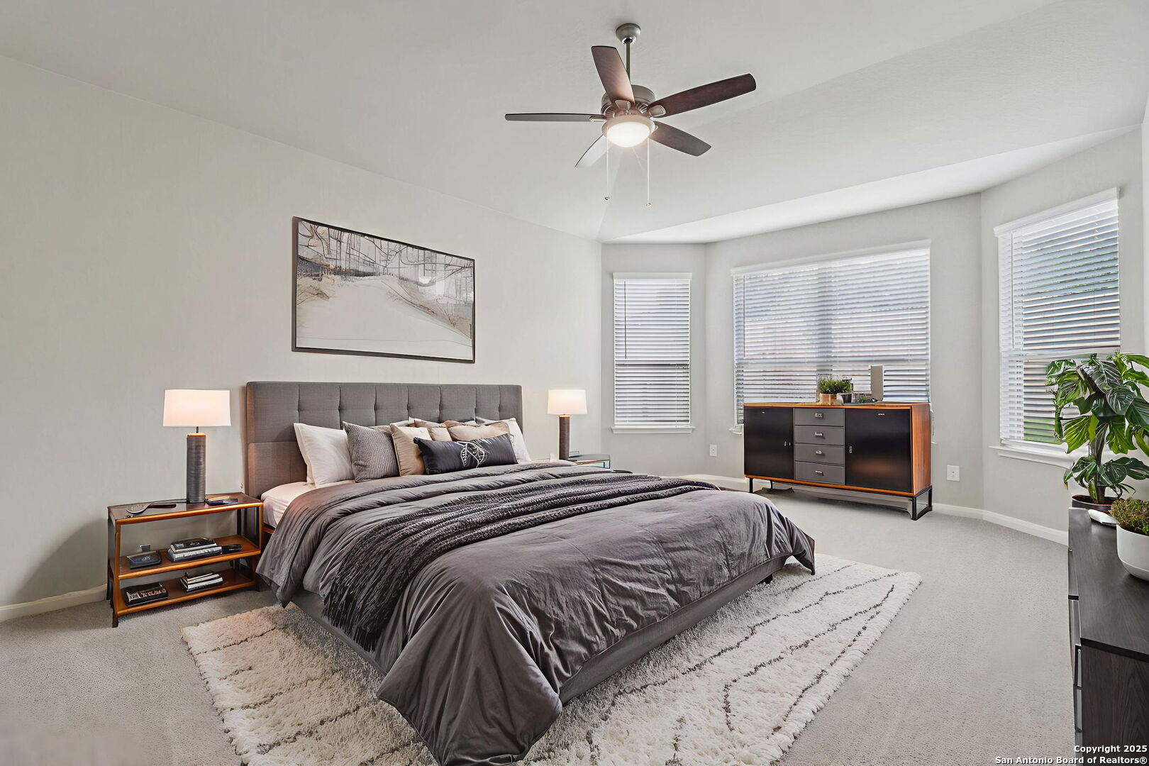 property viewer photo 29