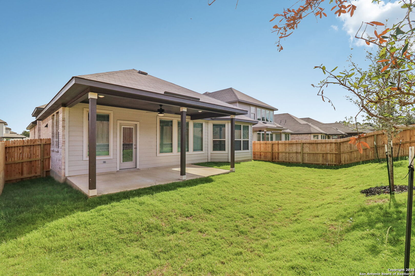 property viewer photo 38