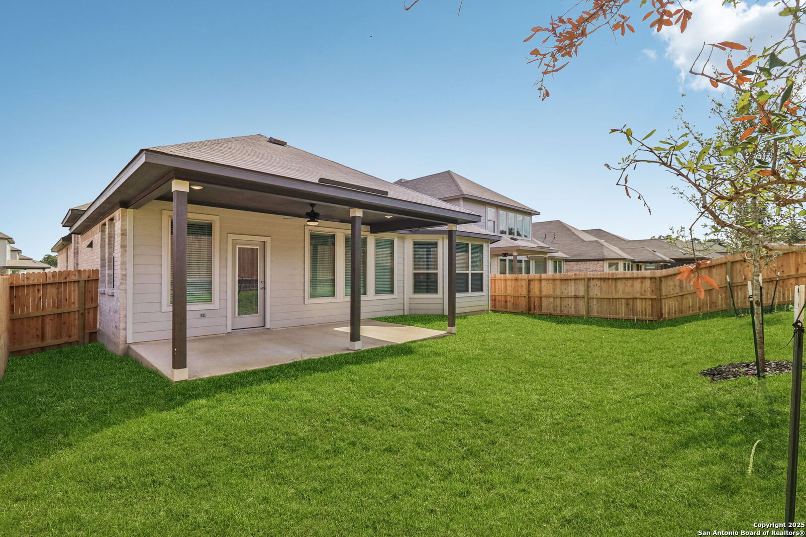 property viewer photo 41
