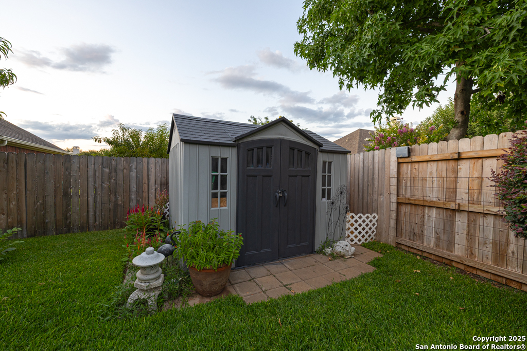 main property photo 51