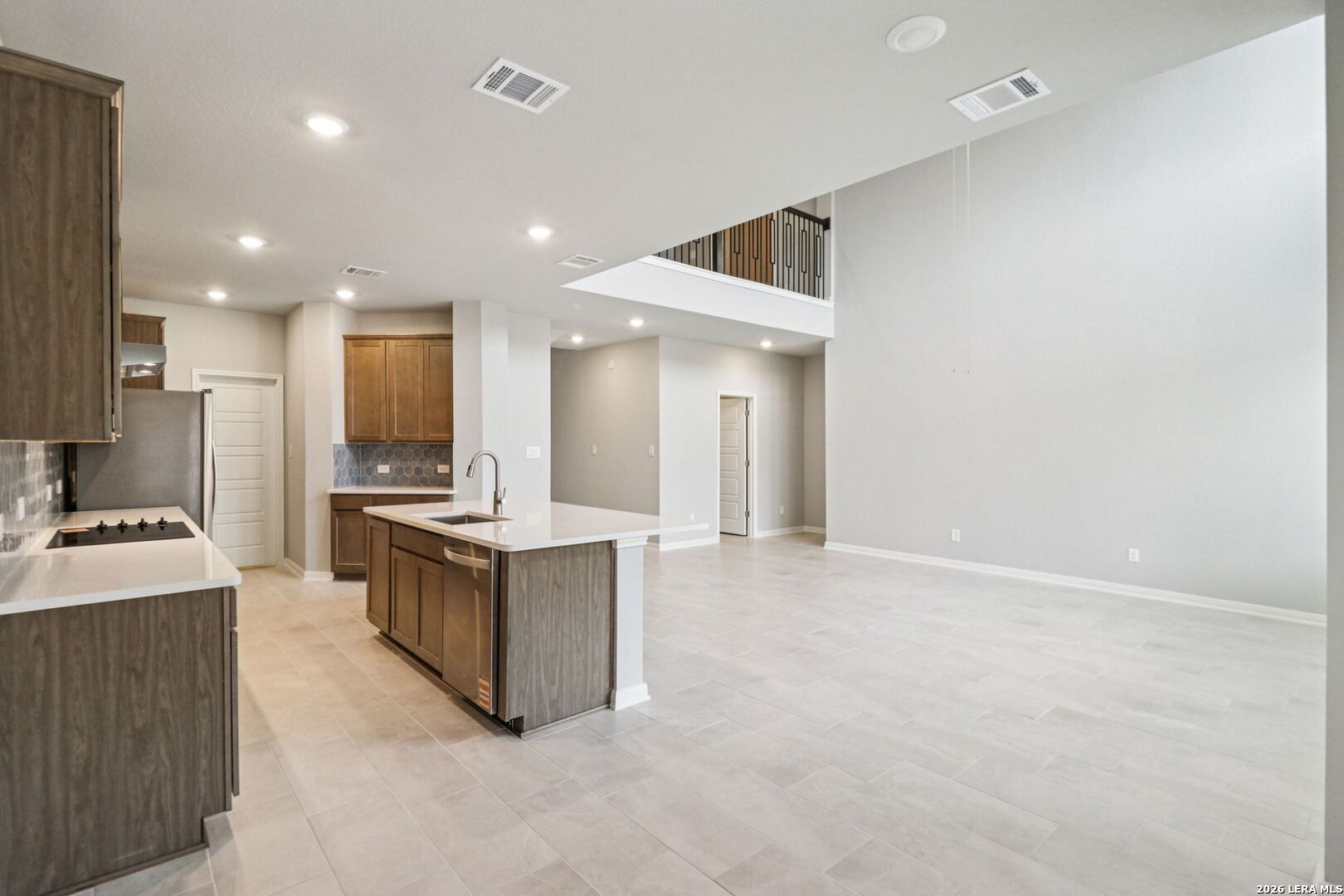 property viewer photo 10