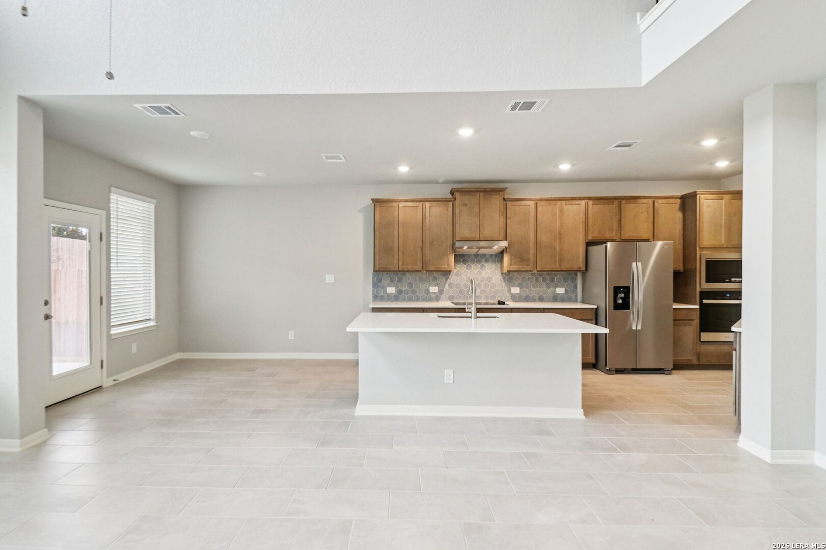 property viewer photo 11
