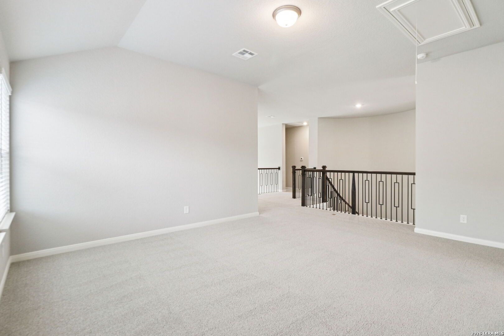property viewer photo 33