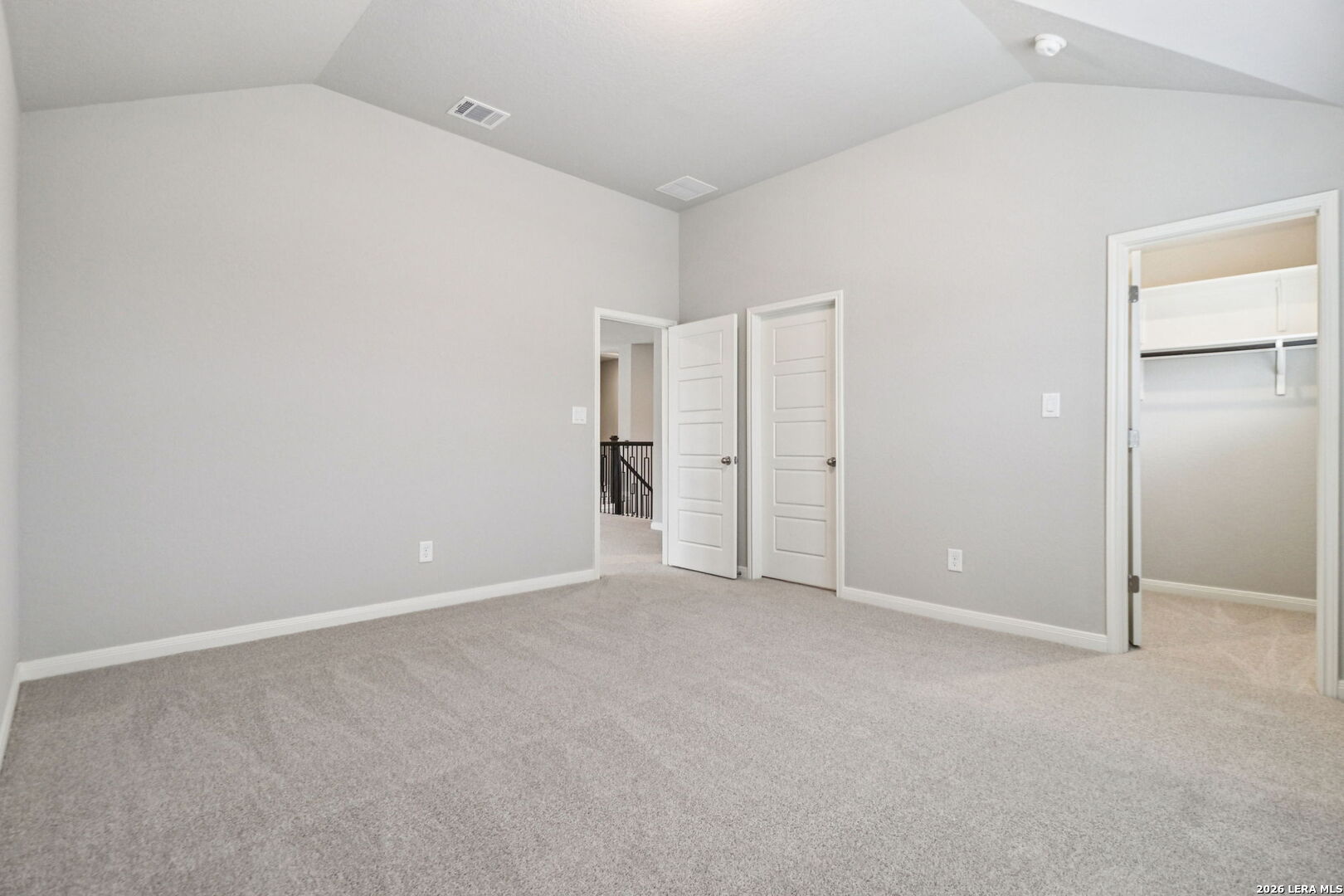property viewer photo 35