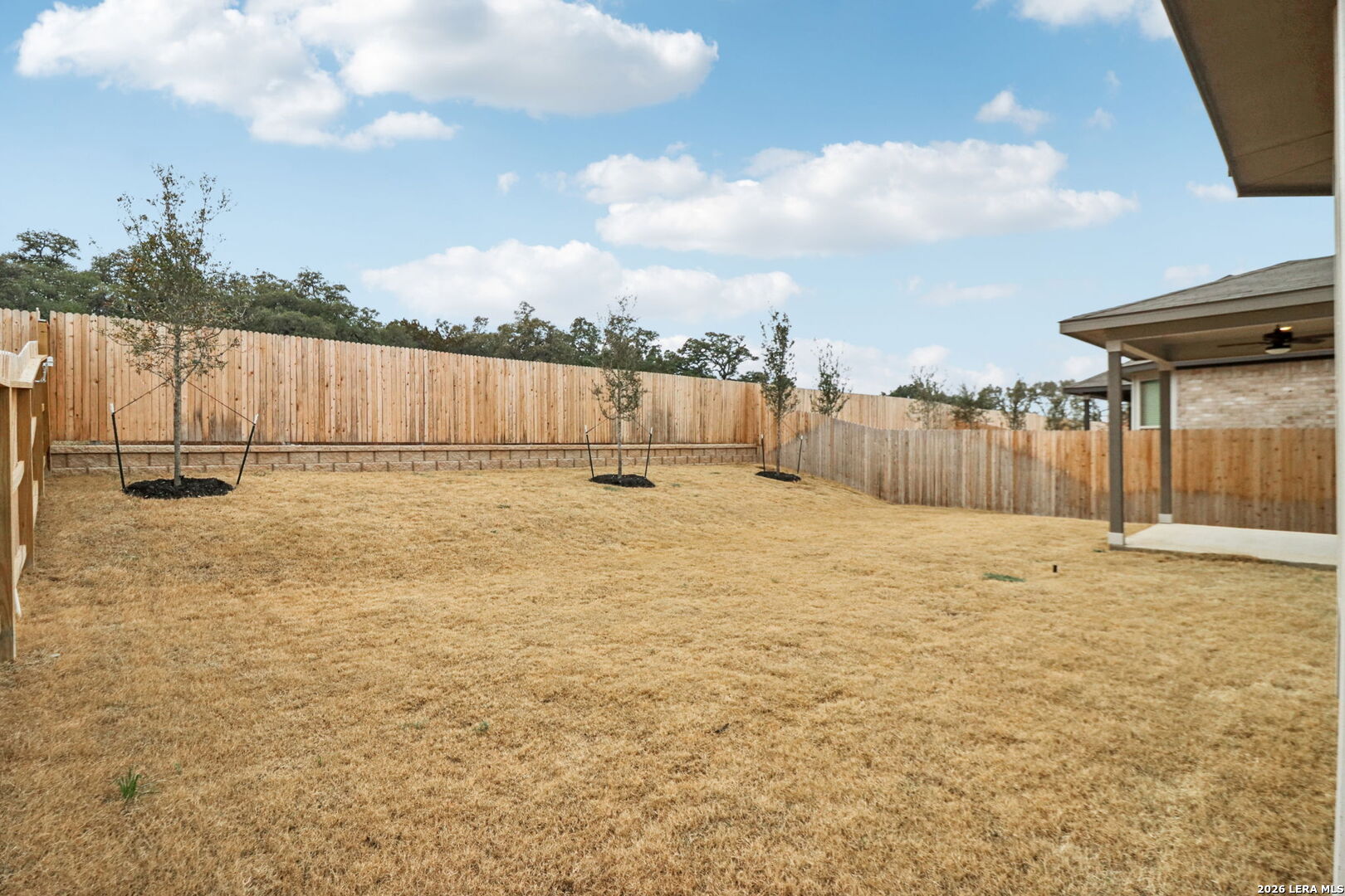 property viewer photo 47
