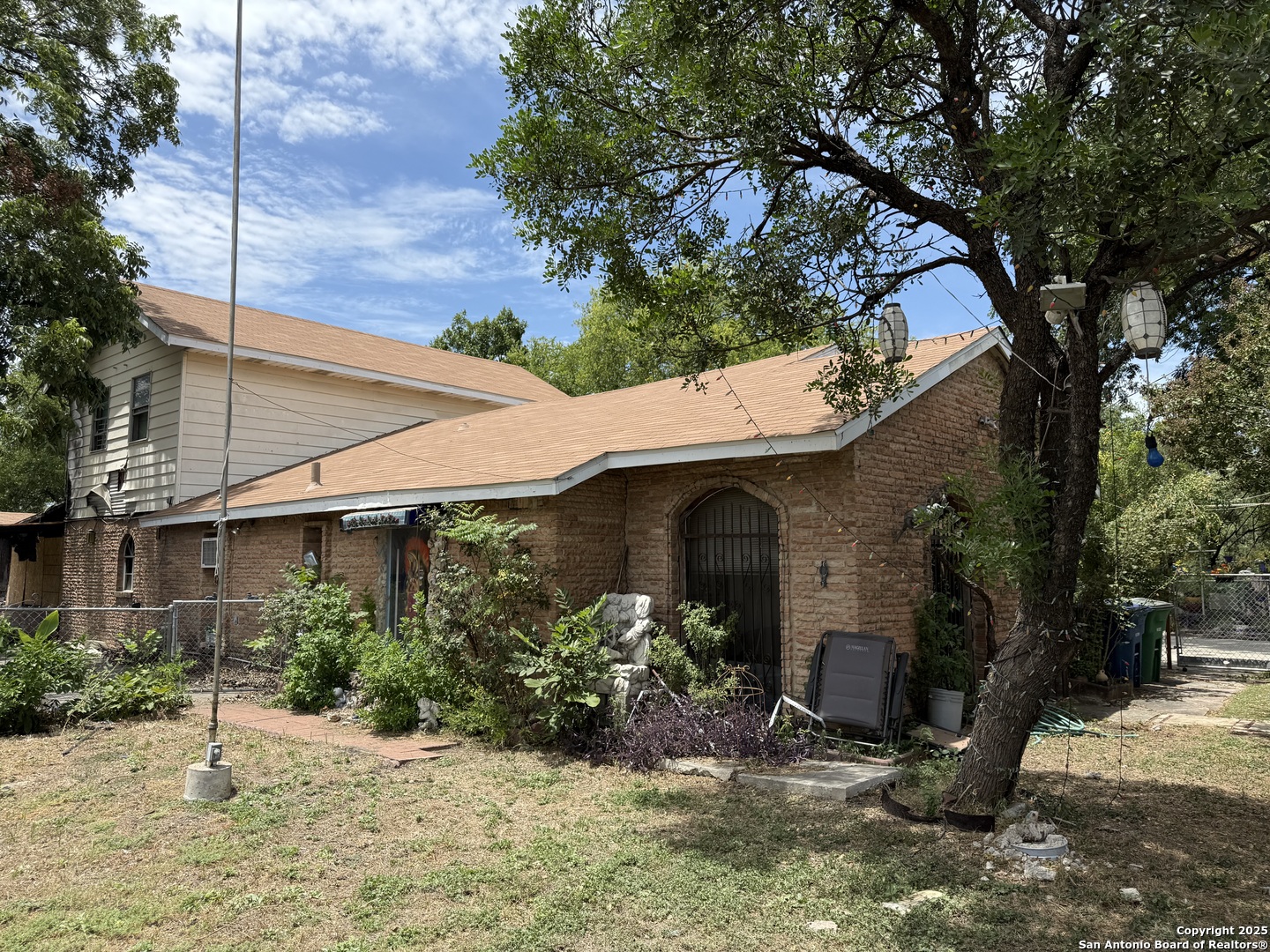 property viewer photo 1