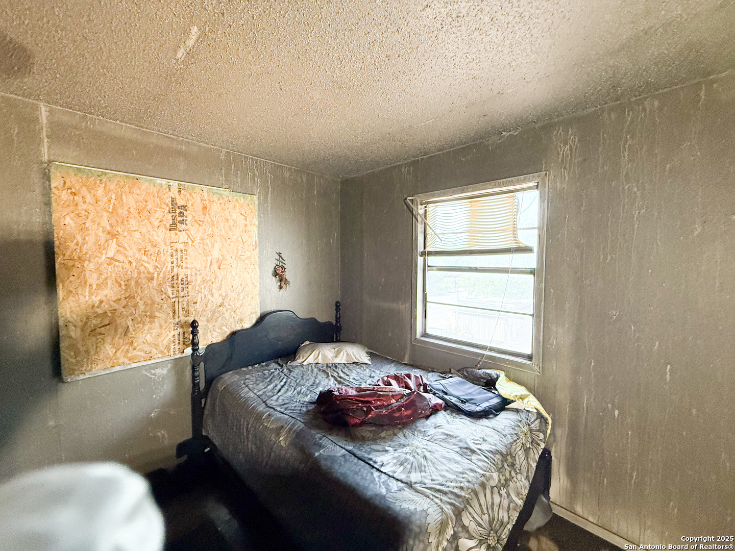 property viewer photo 13