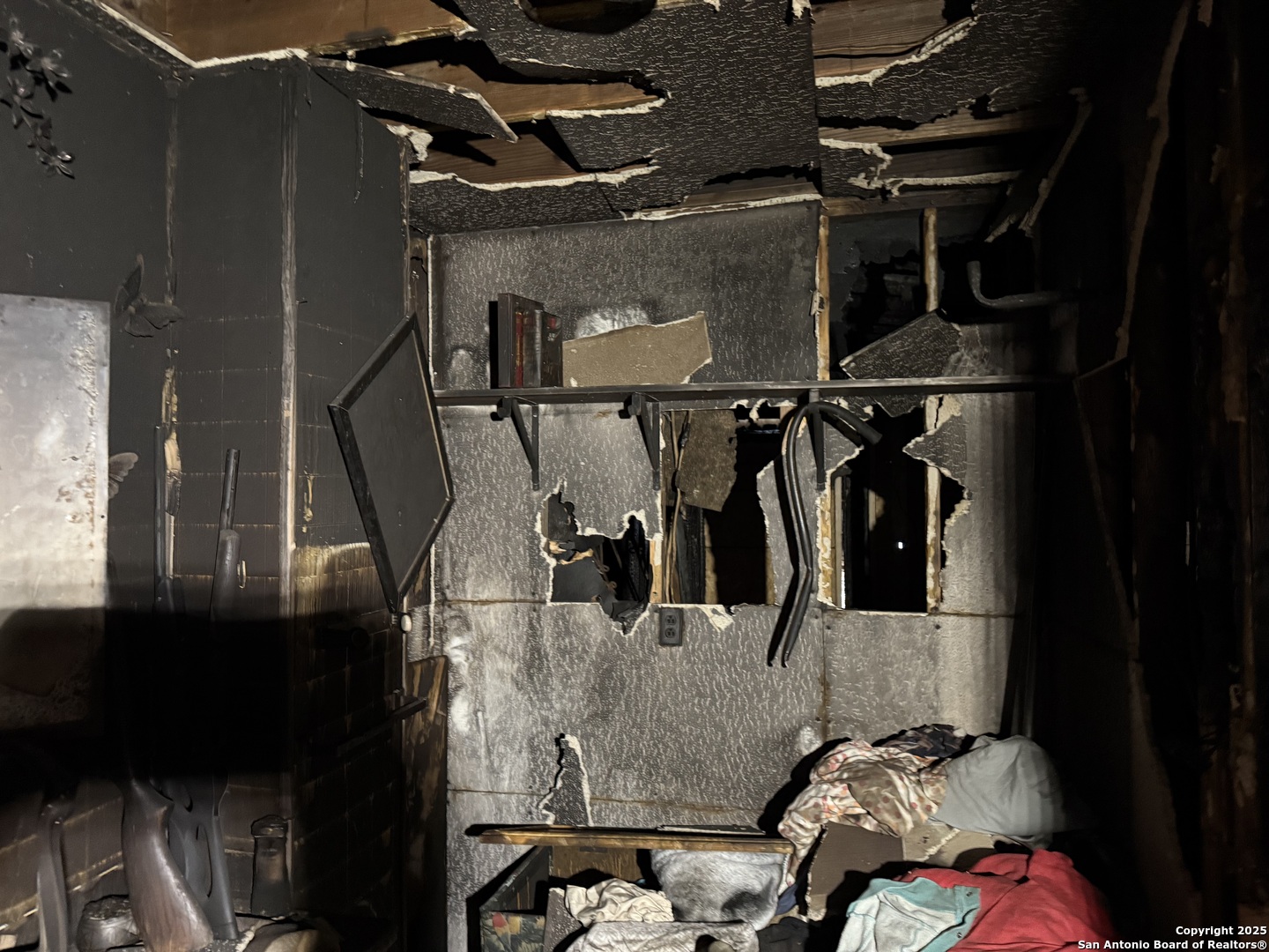 property viewer photo 6