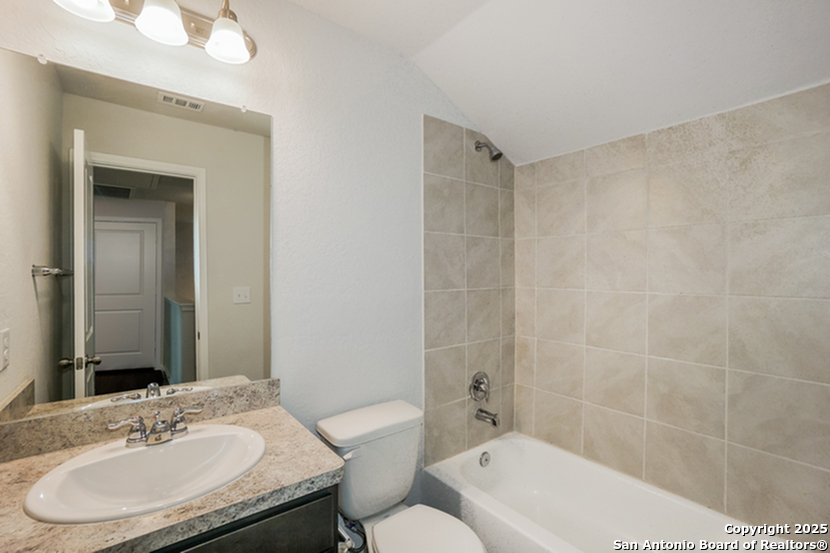 property viewer photo 10