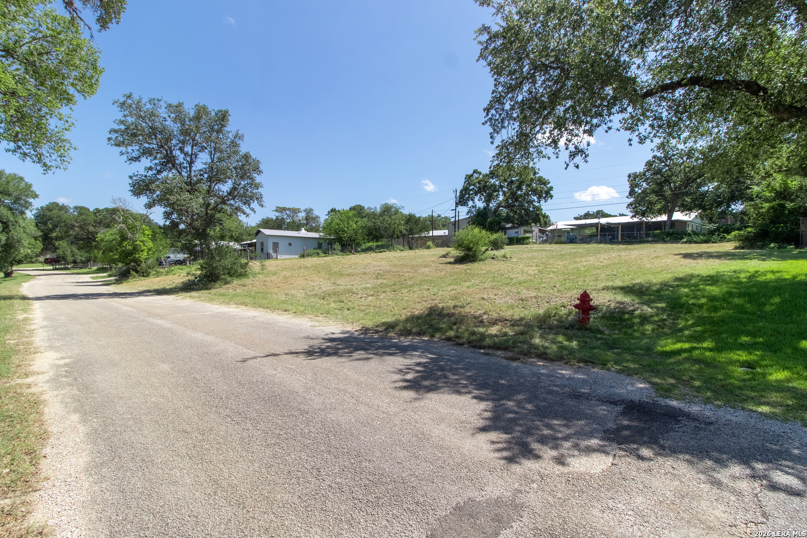 main property photo 8