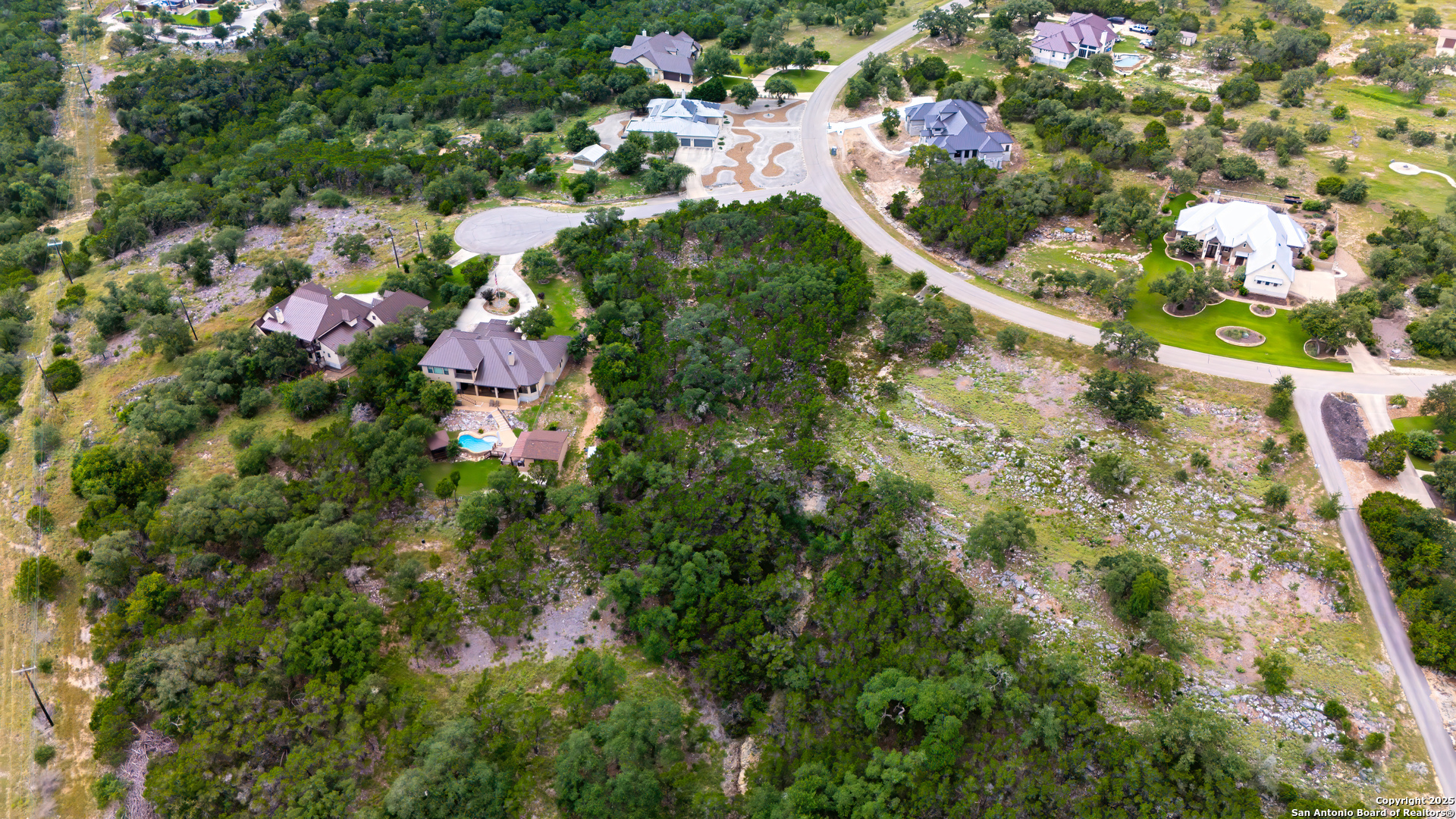 main property photo 26