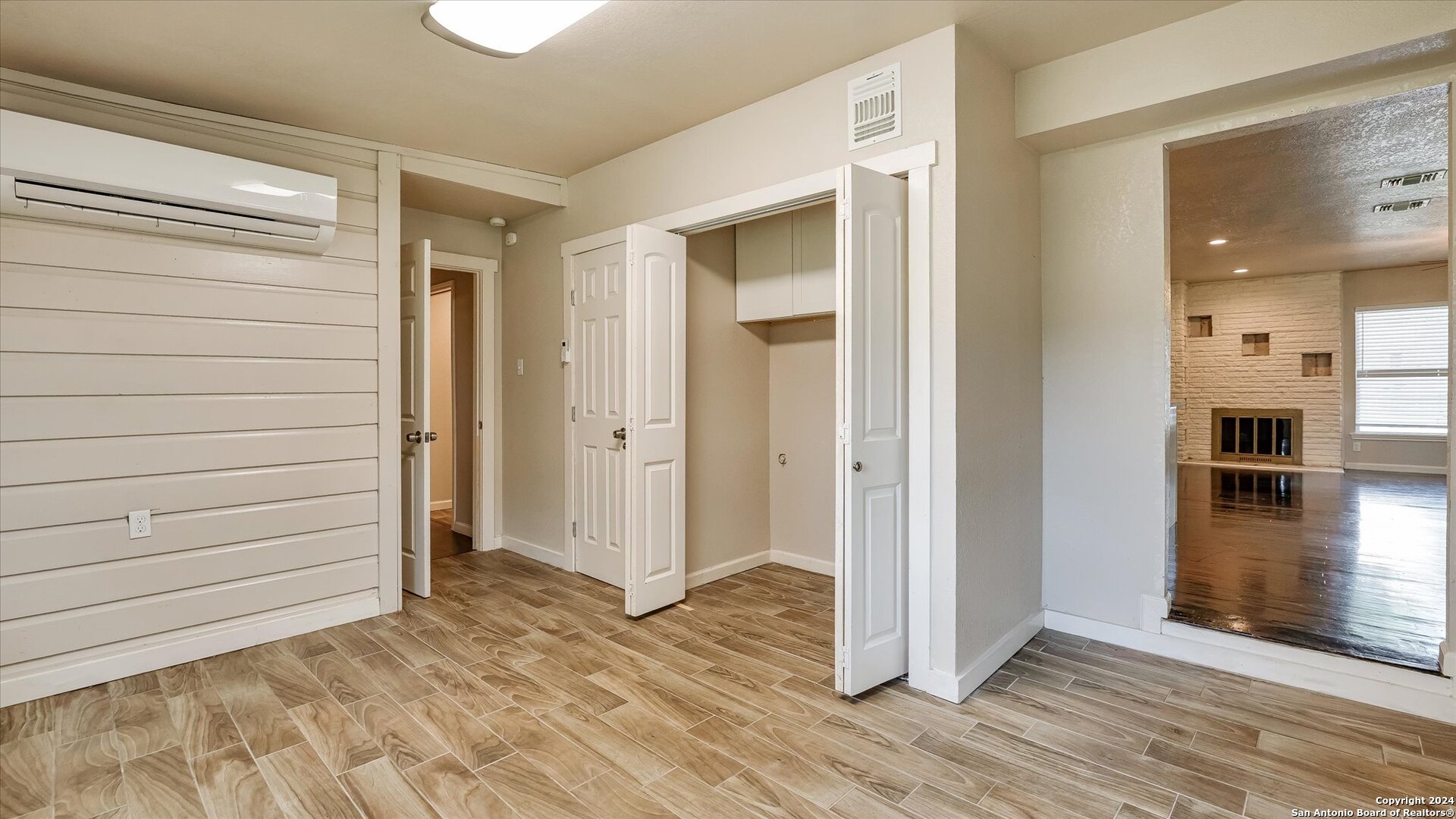 property viewer photo 34