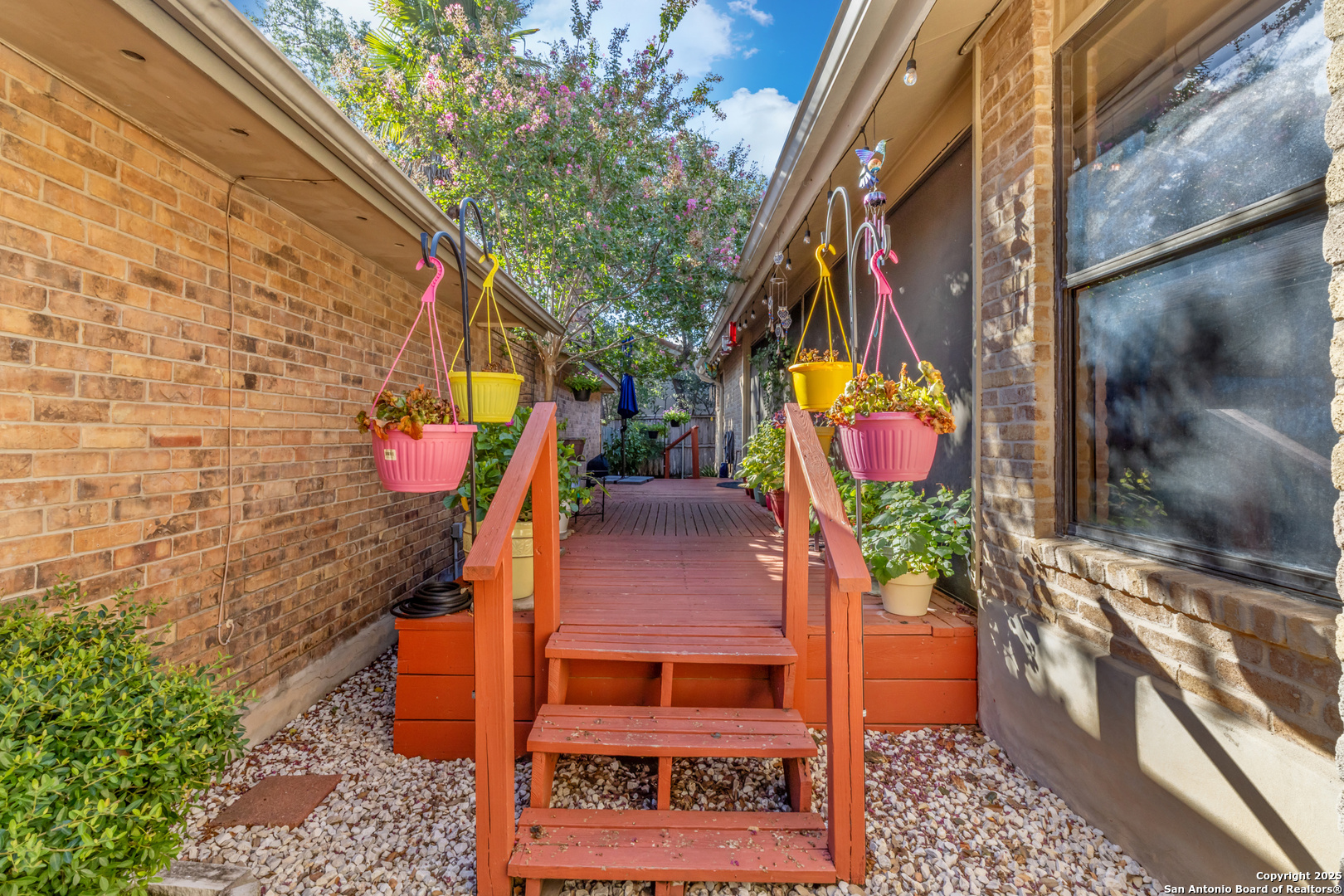 property viewer photo 23