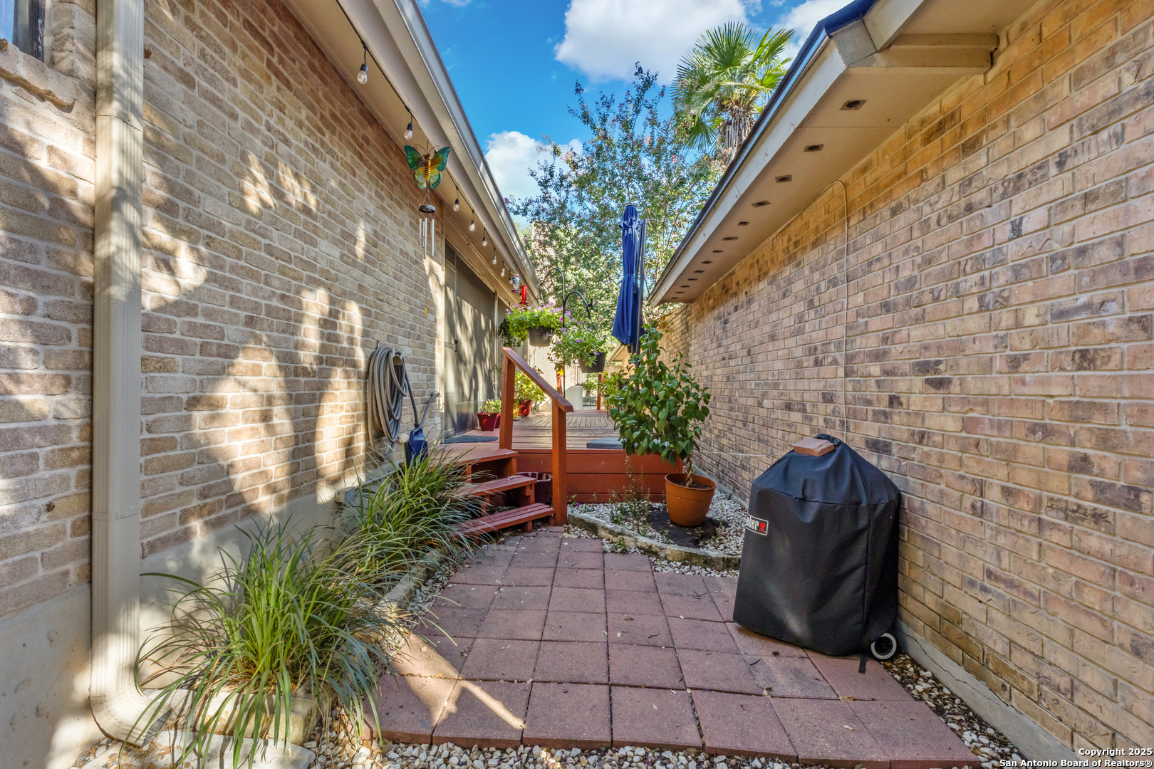 property viewer photo 25