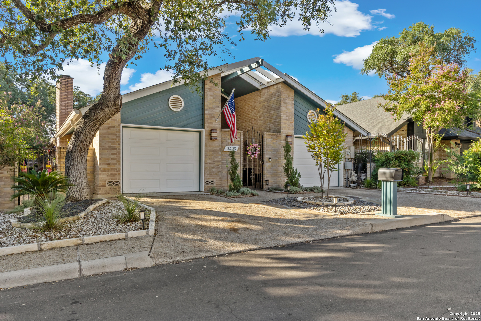 property viewer photo 30