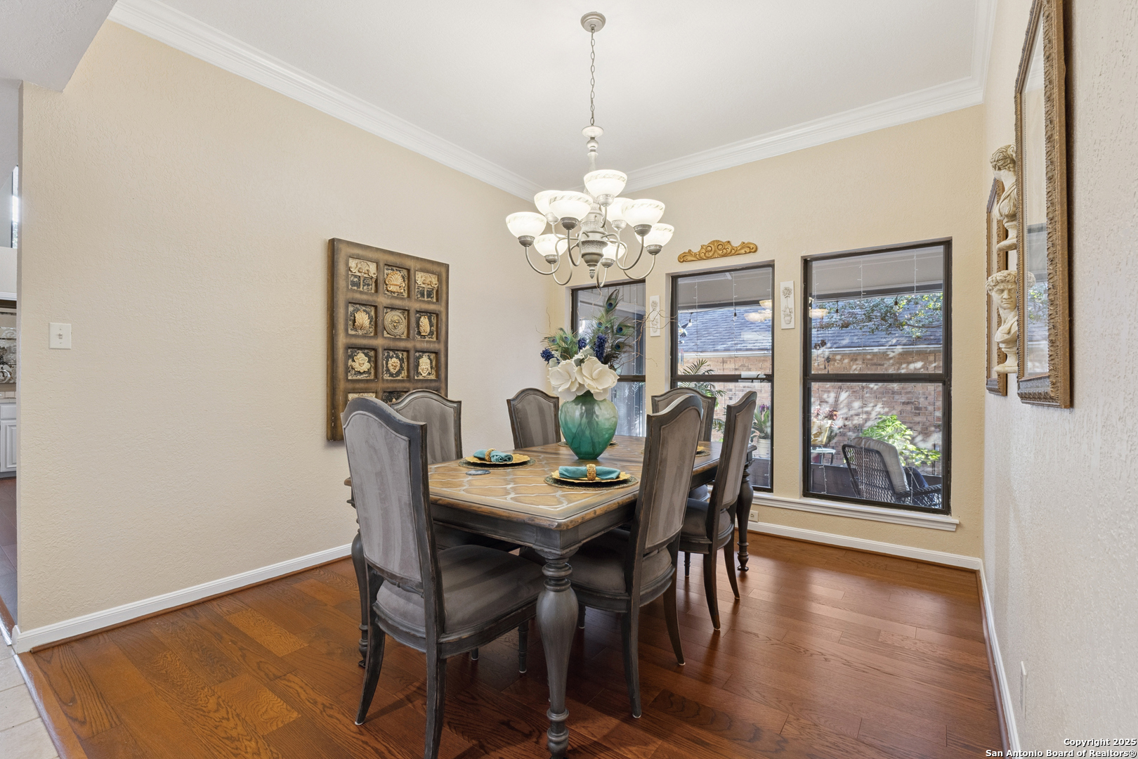 property viewer photo 7