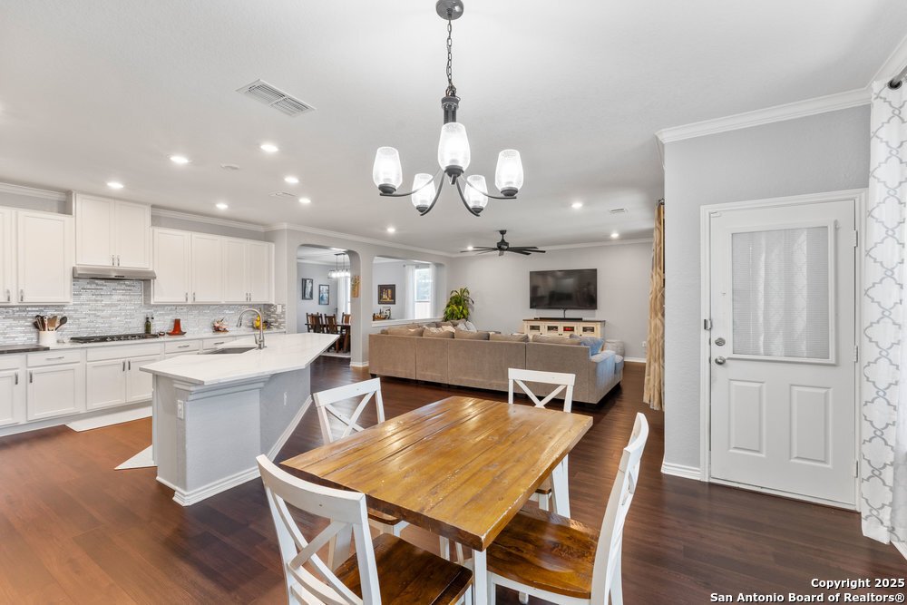 property viewer photo 19