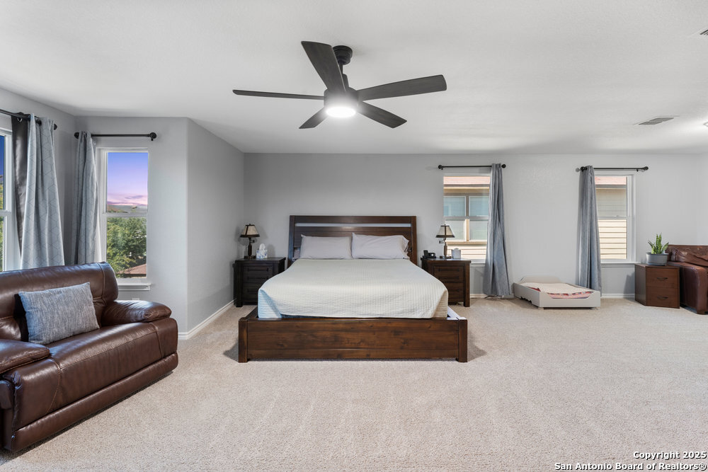 property viewer photo 24