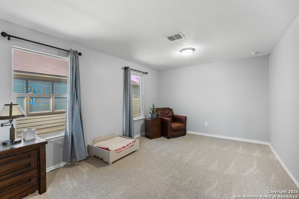 property viewer photo 25