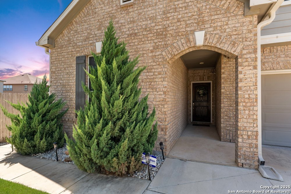 property viewer photo 3