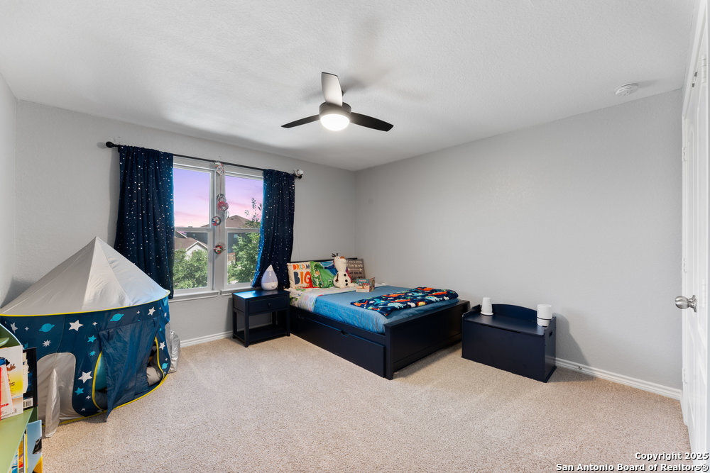 property viewer photo 32