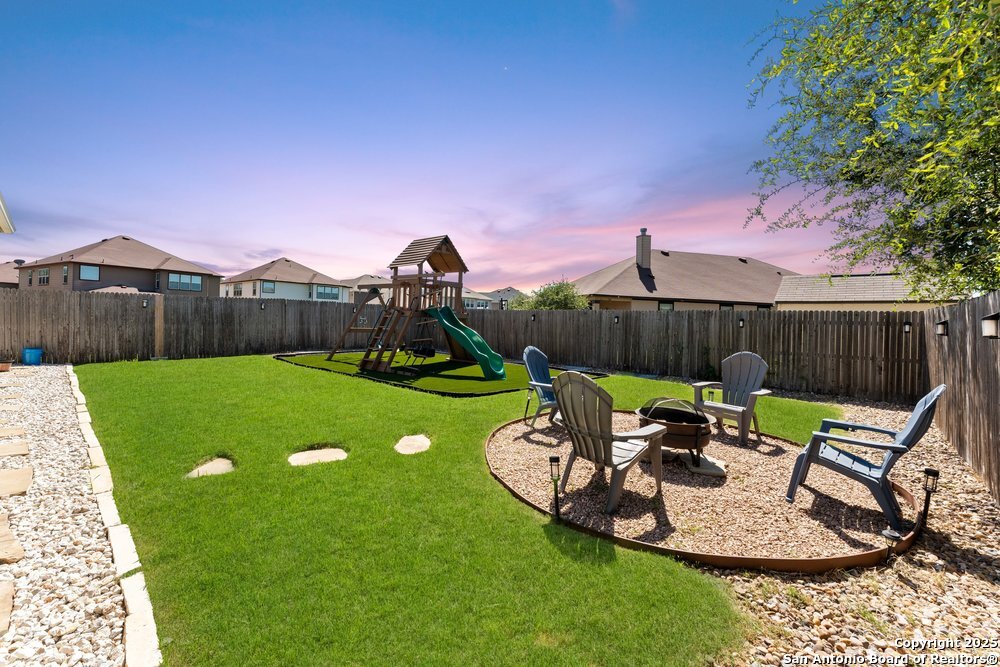 property viewer photo 38