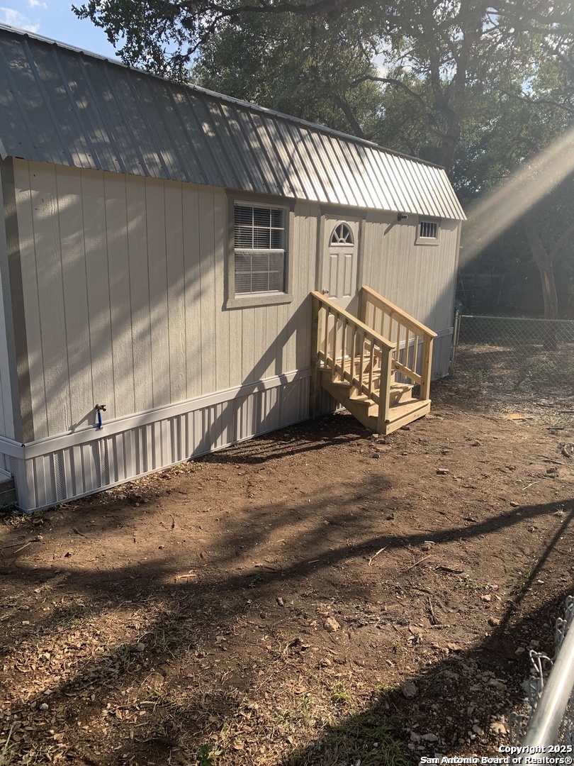 main property photo 27