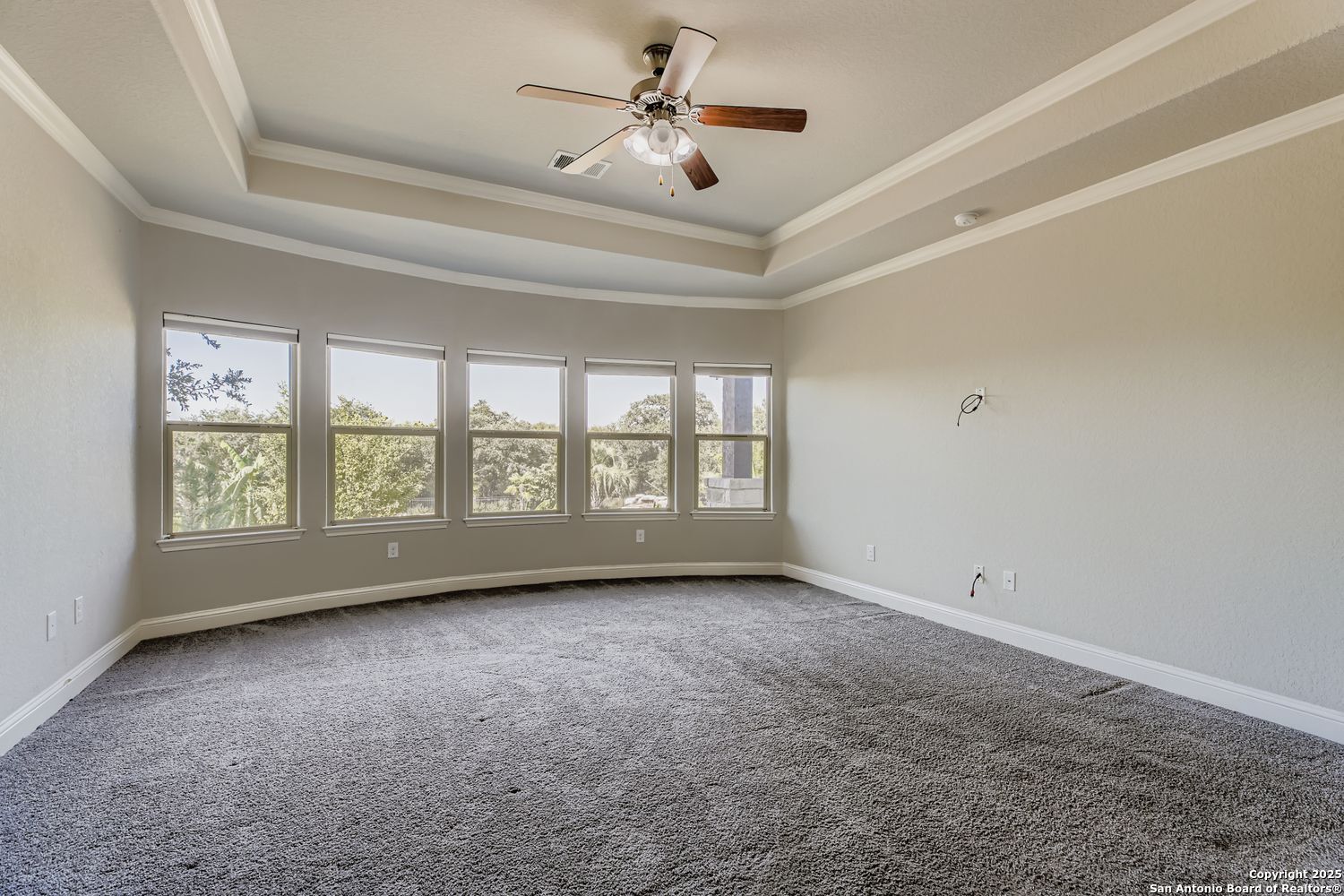 property viewer photo 19