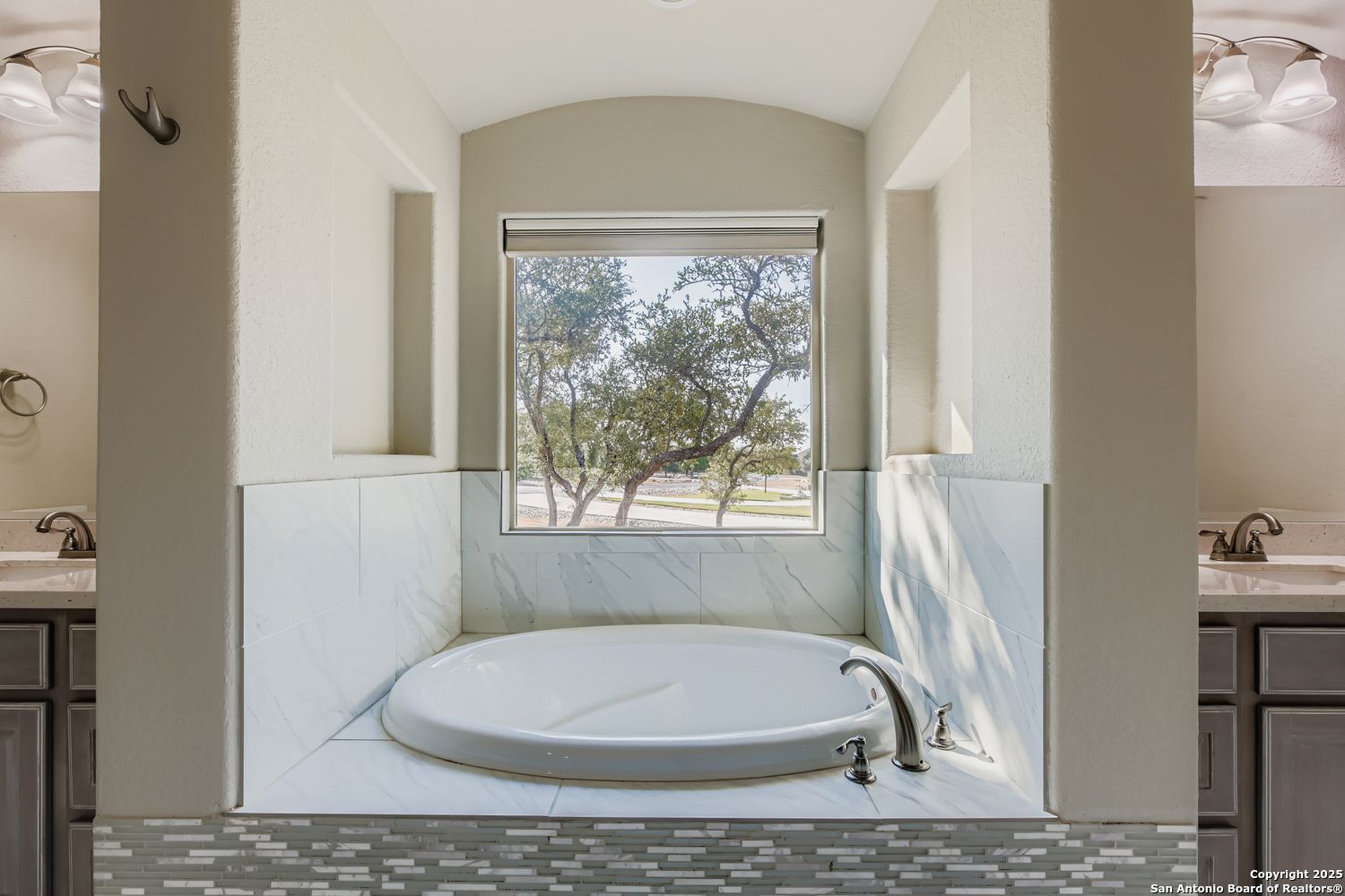 property viewer photo 21