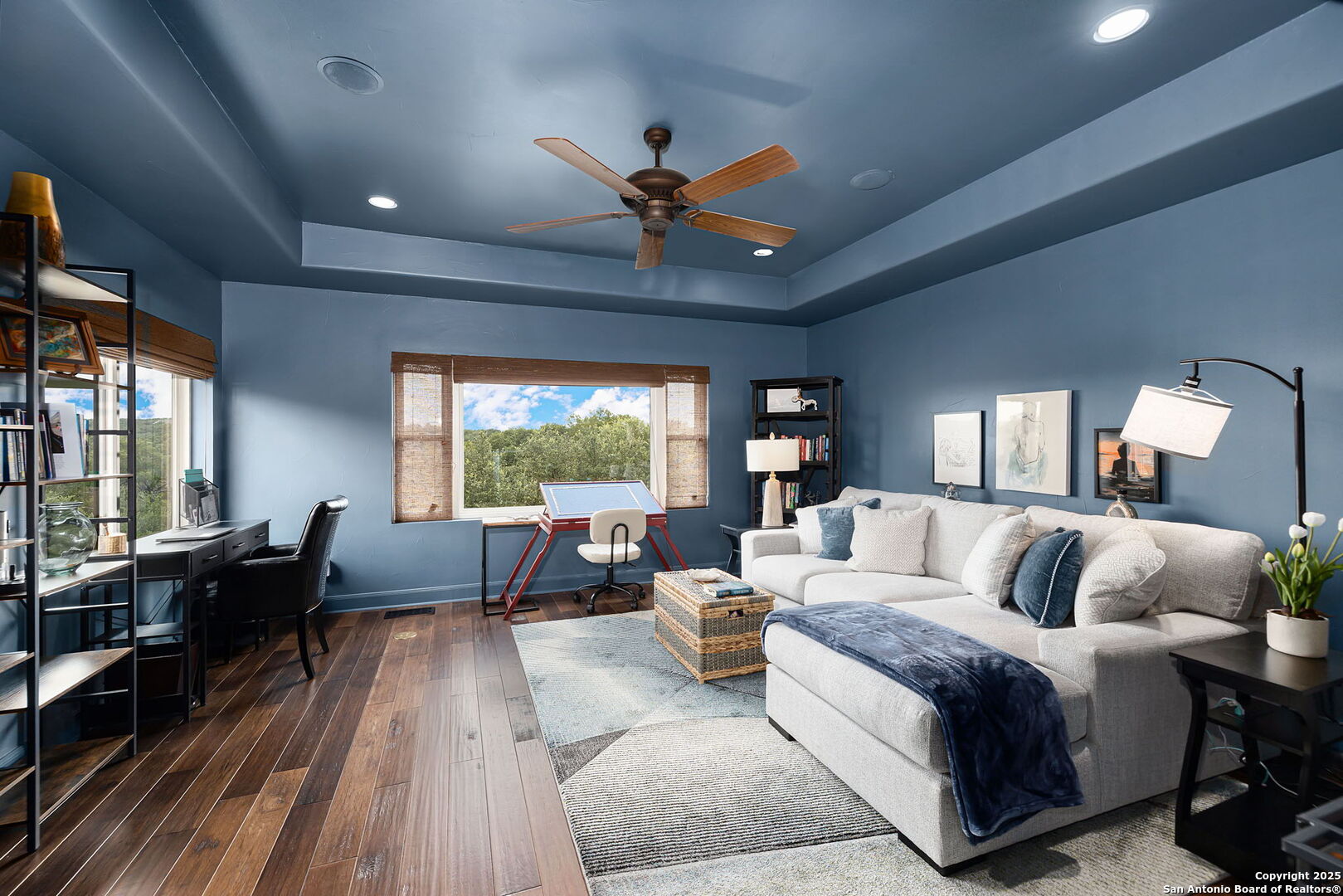 property viewer photo 23