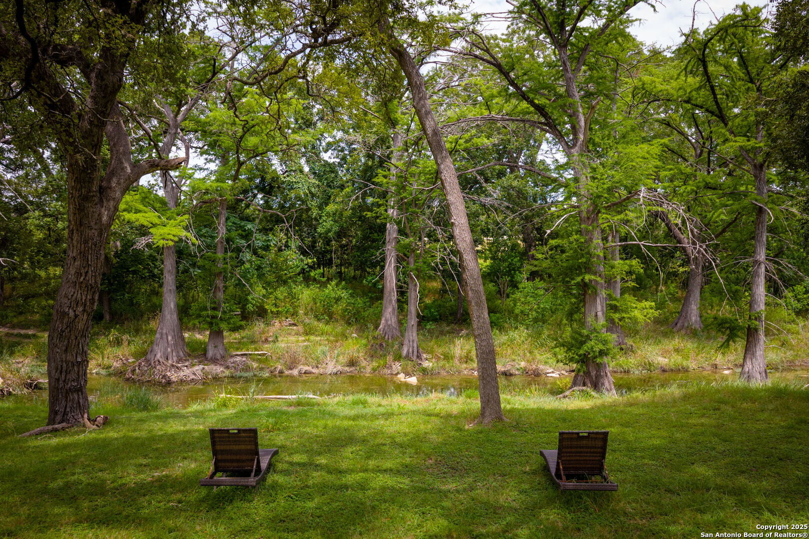 property viewer photo 48