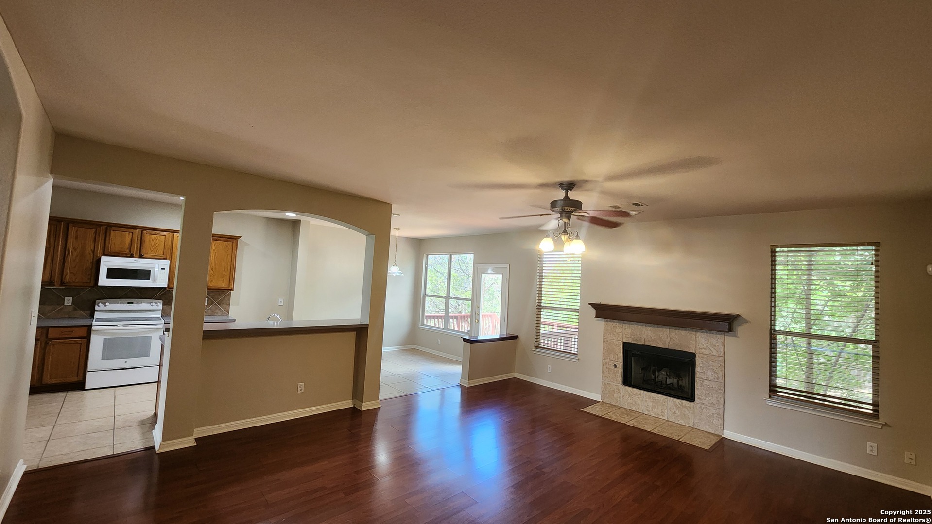 property viewer photo 14