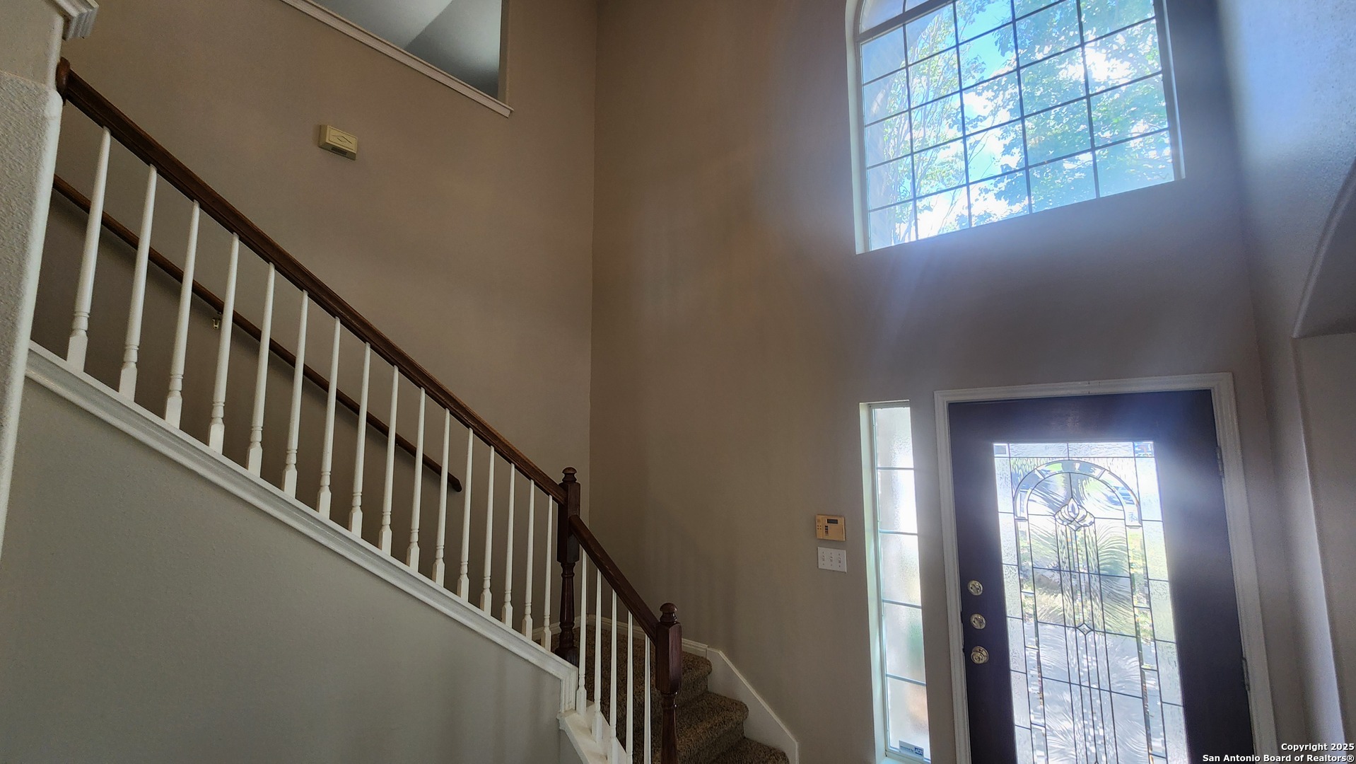 property viewer photo 23