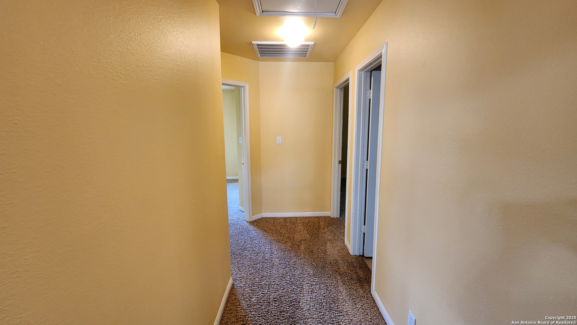 property viewer photo 36