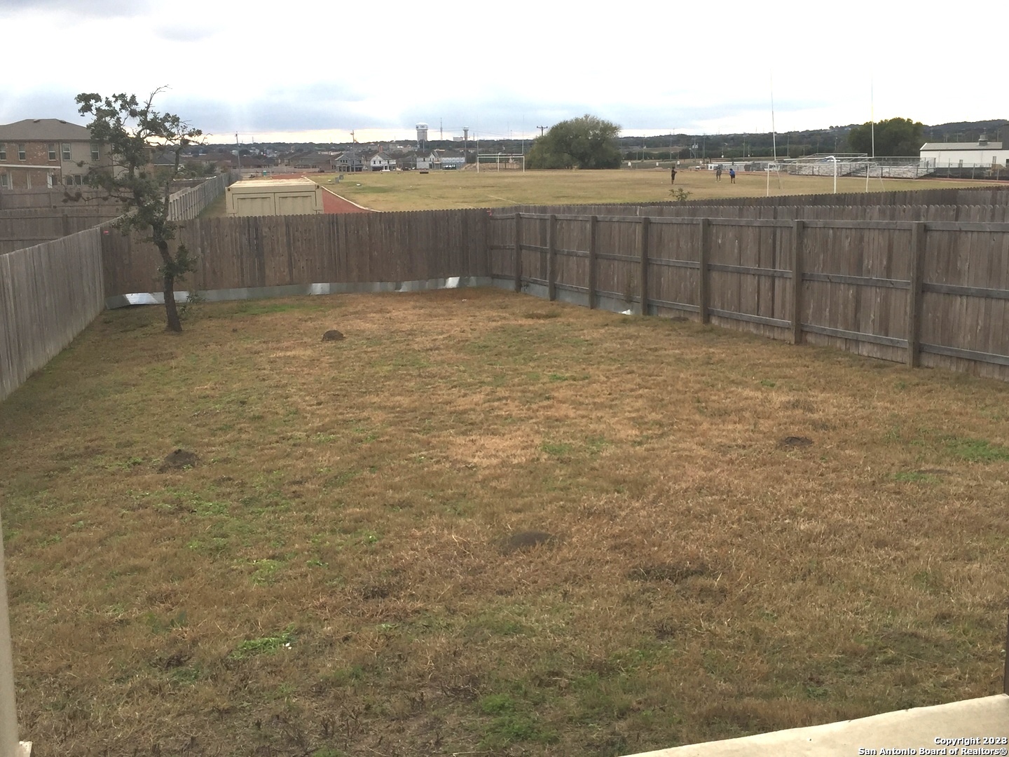 property viewer photo 12