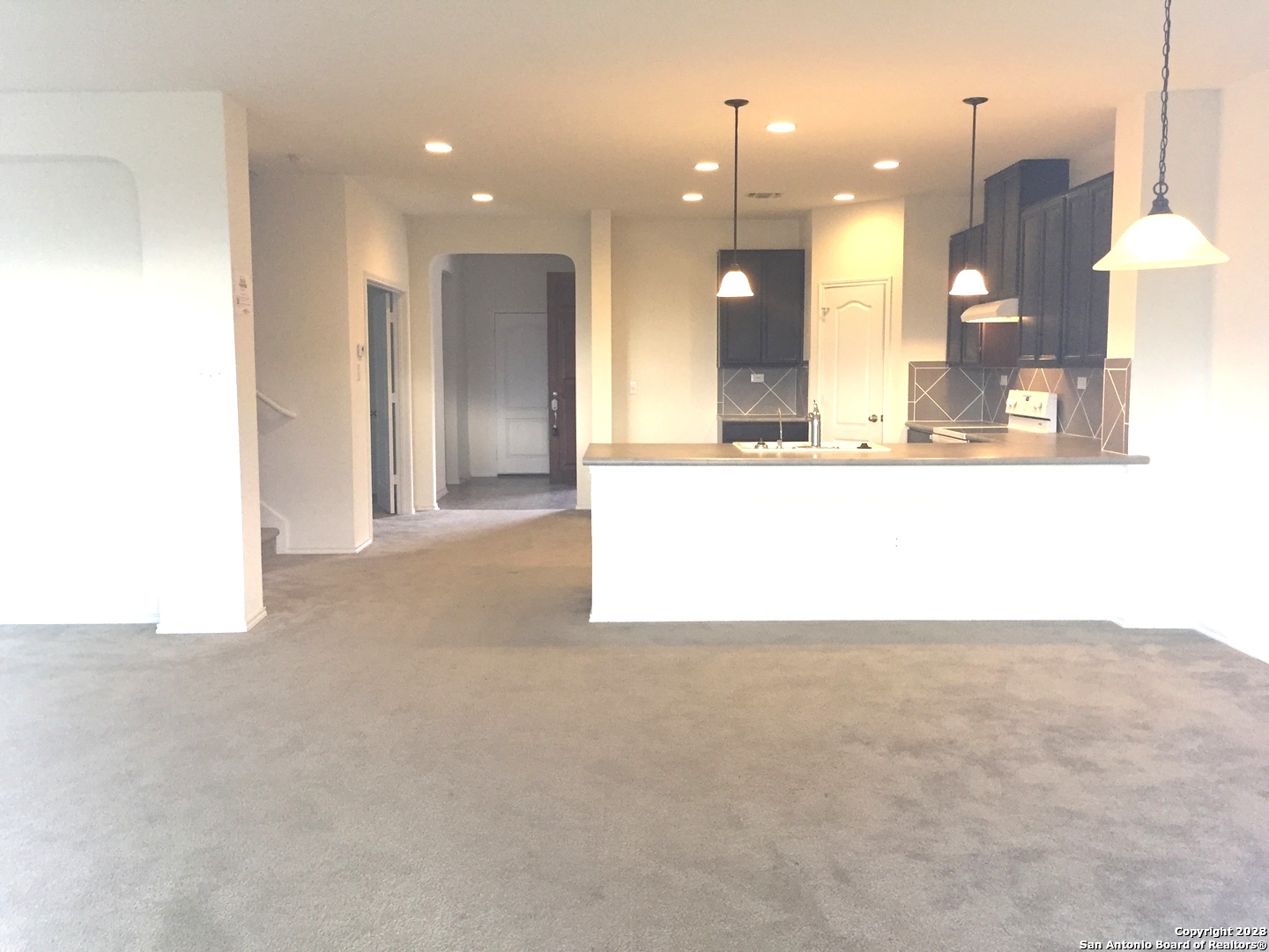 property viewer photo 5