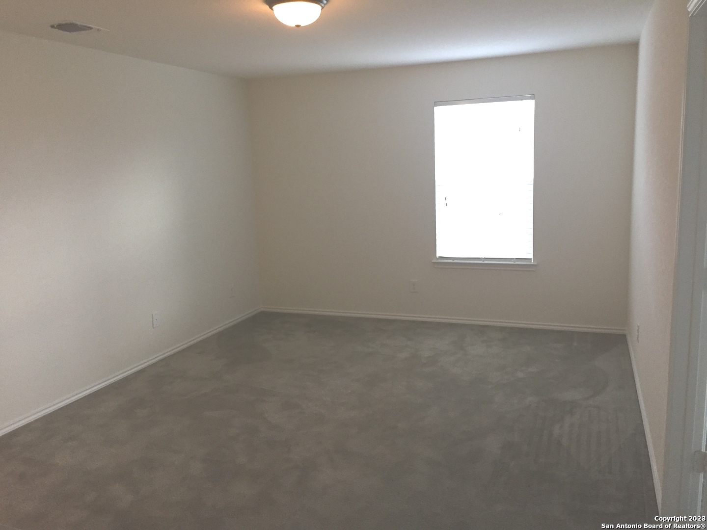 property viewer photo 9