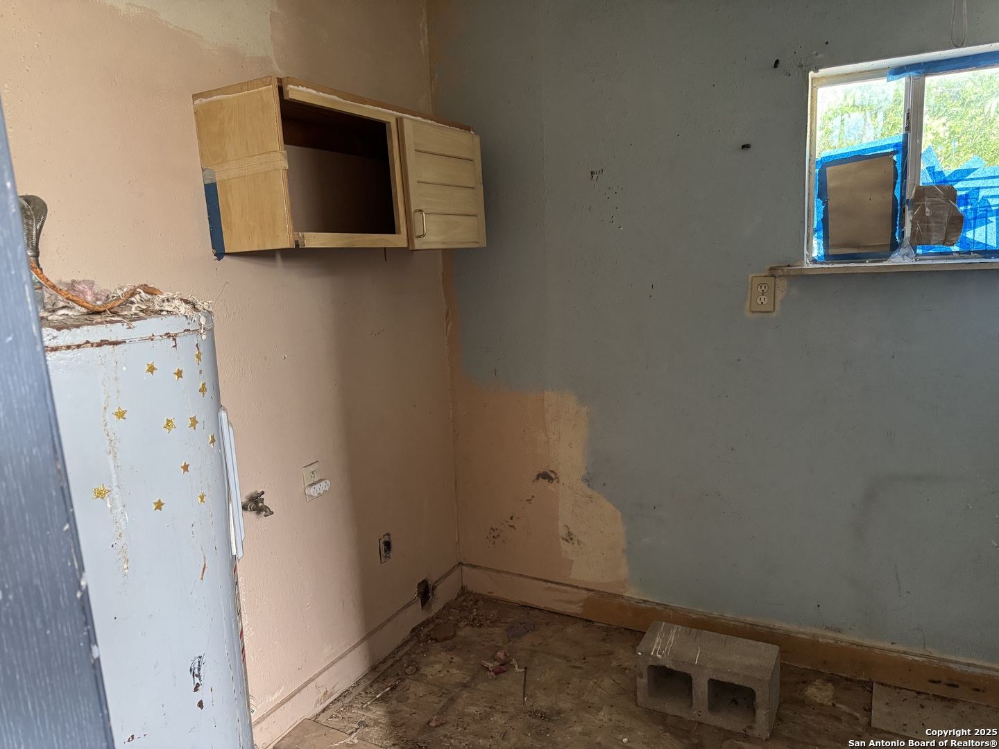 main property photo 16