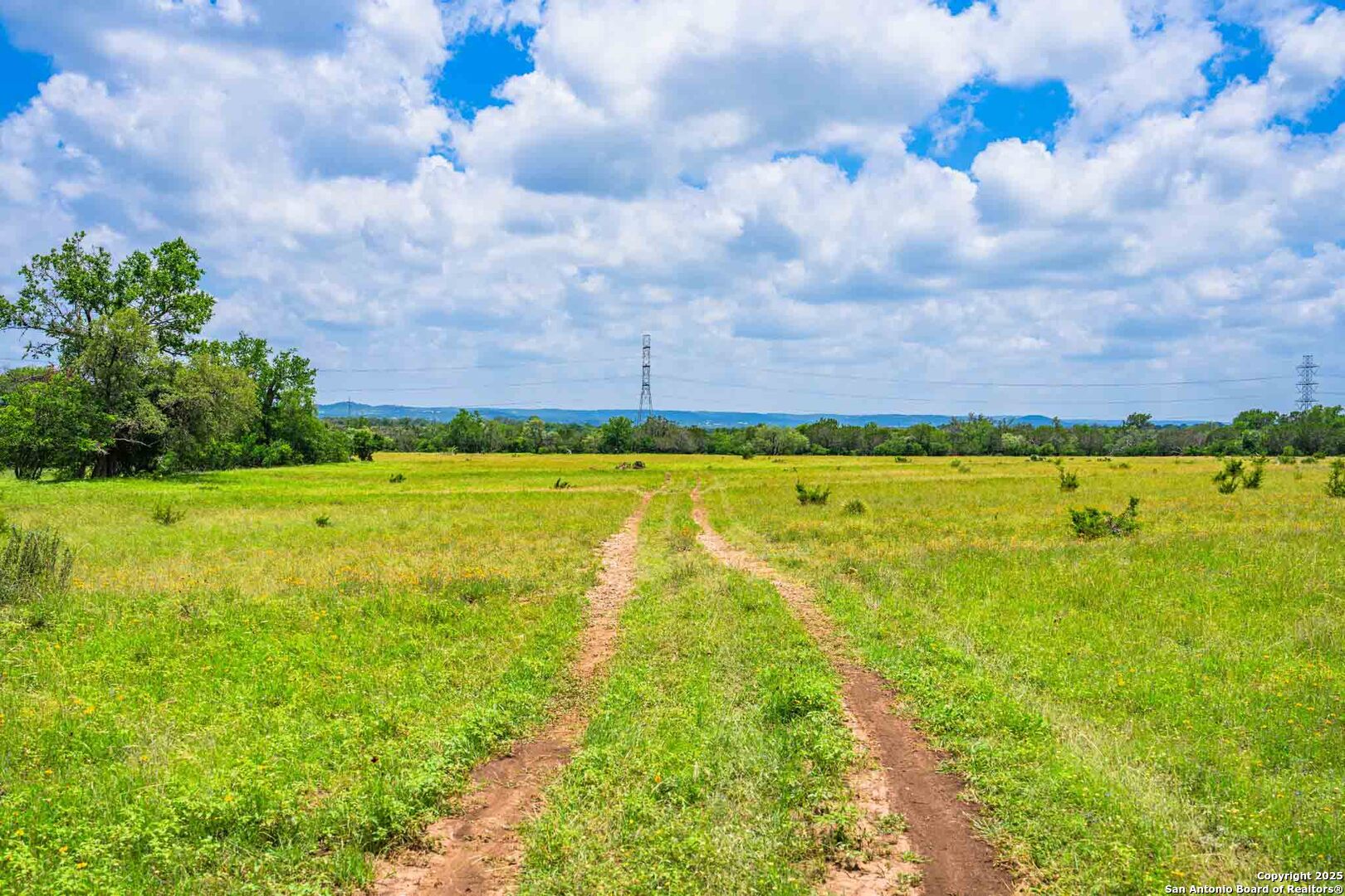 main property photo 12