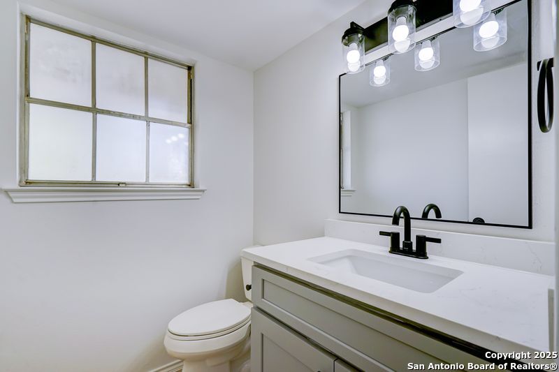 property viewer photo 11