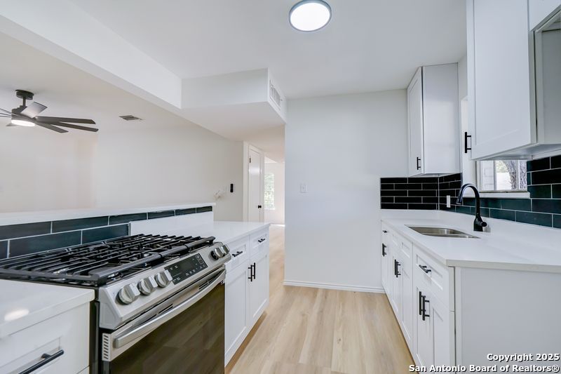 property viewer photo 12