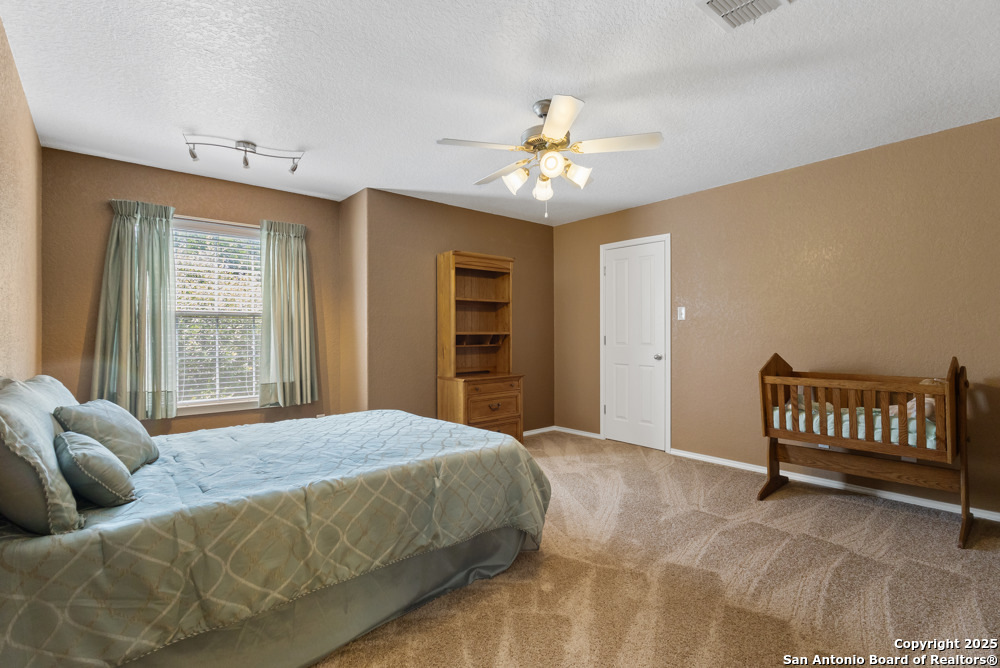 property viewer photo 24