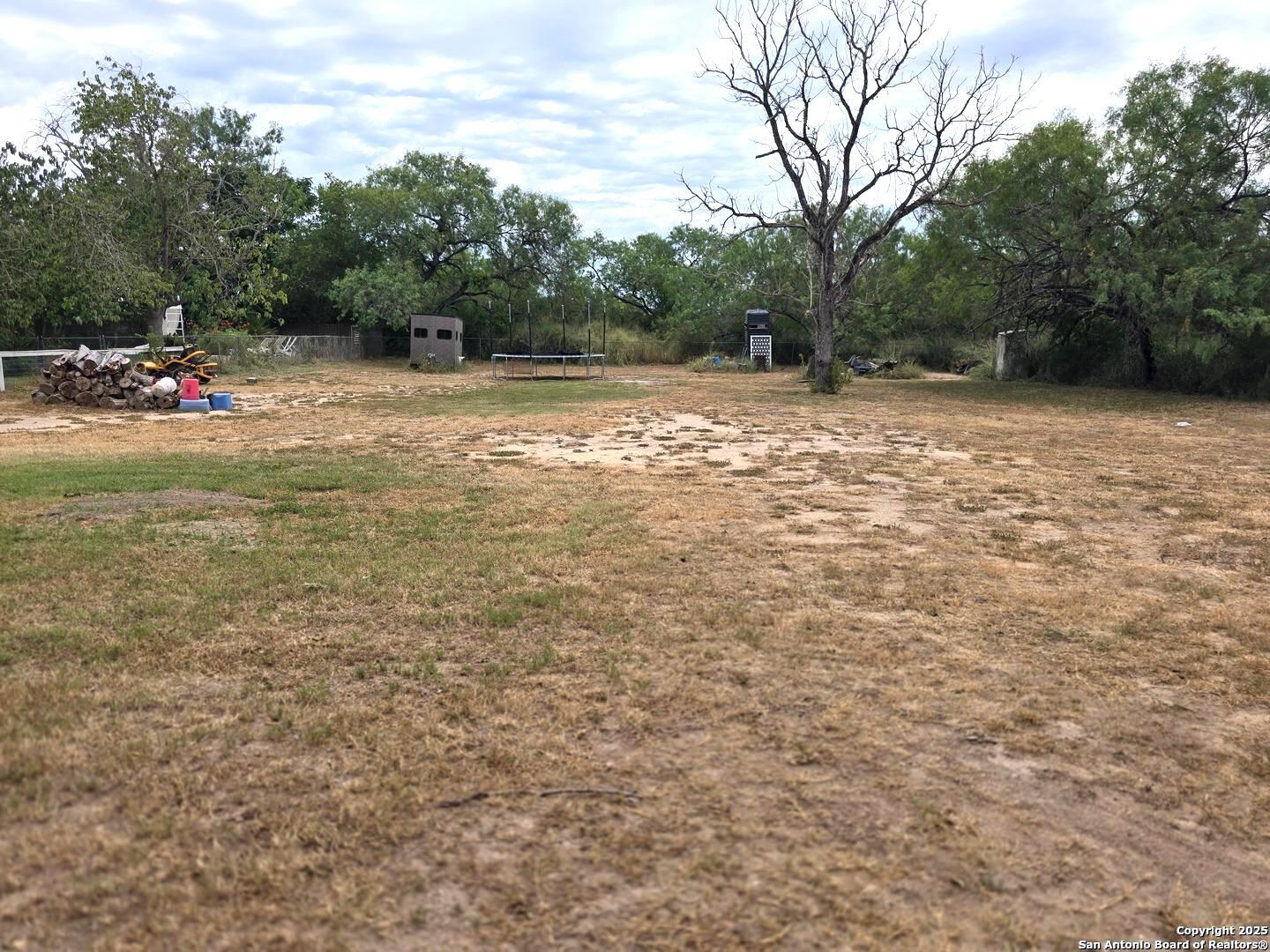 main property photo 27