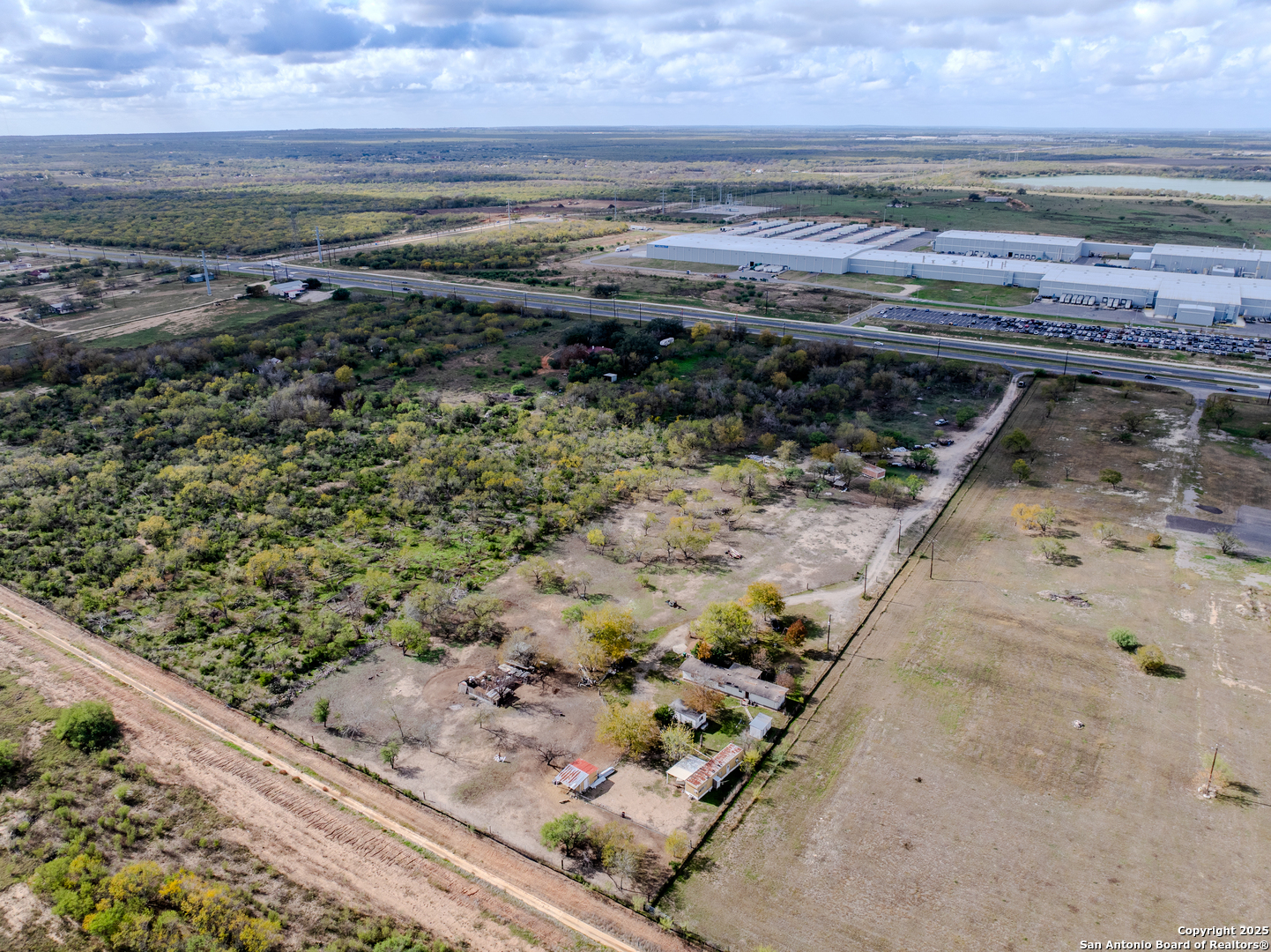 main property photo 8